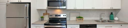 Southwood Apartments in Guelph, ON kitchen with stainless steel appliances