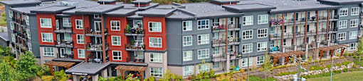 Summerhill Place in Nanaimo, BC drone image of building