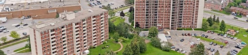 Sunnidale Place in Barrie, ON drone image of building