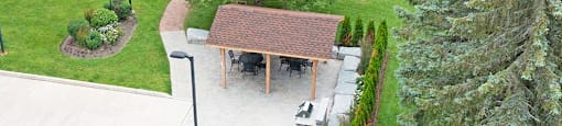 Sunnidale Place in Barrie, ON drone image of gazebo
