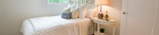 Taunton Terrace in Oshawa, ON bright bedroom with hard surface flooring
