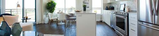 The Taunton in Oakville, ON kitchen with