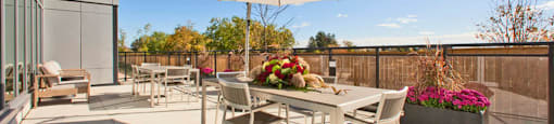 The Taunton in Oakville, ON social room access to outdoor patio