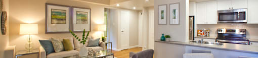 Trillium Apartments elegant living room with hardwood flooring in Cobourg, ON