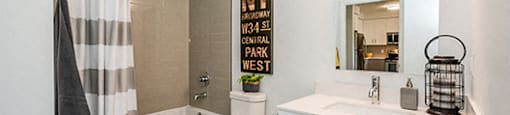 Trio On Belmont bathroom with full size bathtub in Kitchener, ON