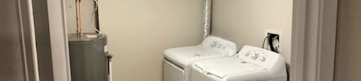 Waterford Townhouses in Mississauga, ON in-suite laundry washer and dryer