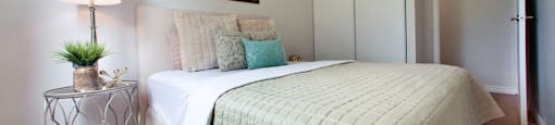 Squire Court bedroom with large closet in St. Catharines, ON
