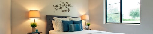 Squire Court bedroom with lots of natural light in ST. Catharines, ON