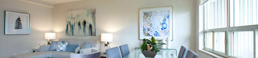 South Algiers modern living room in Toronto, ON