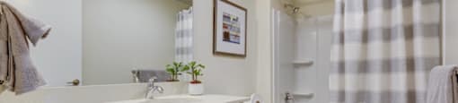 Bathroom With Bathtub at The Zeller, Salt Lake City, Utah