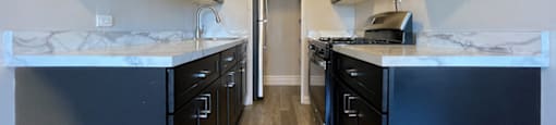 Galley-Style Kitchen at 1033 W Loyola, Chicago