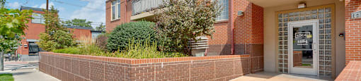Entrance to 1284 Downing