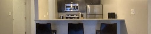 Breakfast bar sitting area