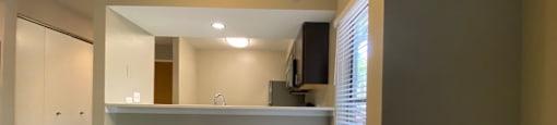 Enjoy eating meals at the breakfast bar