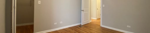 2nd Bedroom with vaulted ceilings - 2 Bedroom