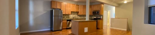 Large living space with plenty of room for large furniture - 3 Bedroom 2 Bath