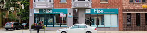 Perfect located in walkable neighborhood