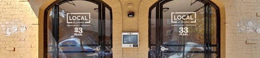 23 - 33 Pearl Entrance