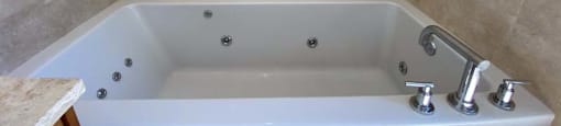 Luxury bathtub