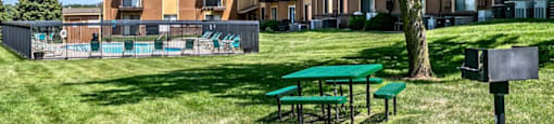 our apartments have a spacious yard with picnic tables