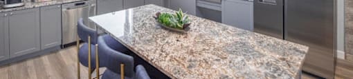 Fully Furnished Kitchen at Inspiration Apartments, Cottonwood