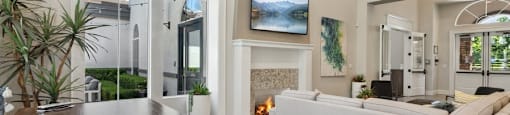 Lounge at Victoria Arbors Apartment Homes
