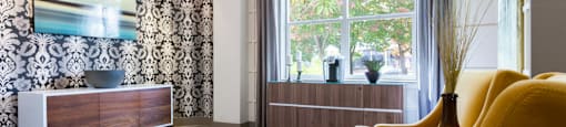 Resident Lounge at Thorncroft Farms Apartments, 2120 NW Thorncroft Drive, Hillsboro