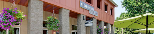 Outdoor Entry Way at Russellville Common