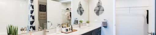 Main Bathroom Photo at Eleanor