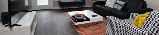 TV In Living Room at Russellville Commons, Oregon, 97216