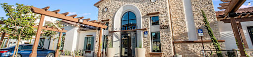 exterior views at Marisol Apartments