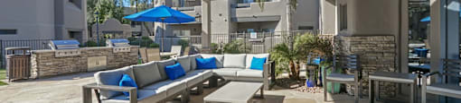 Picnic Area With Grilling Facility at Scottsdale Horizon Apartments, Scottsdale