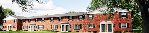 Townhome Building Exterior at Carriage House West.