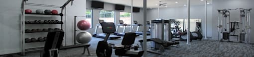Apartments located near the University of Nebraska Lincoln with a huge 24-hour fitness center