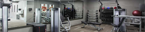 Apartments on Vine Street in Lincoln, Nebraska with huge 24-hour fitness center at LionsGate Apartments