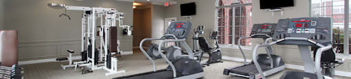 Luxury apartments with fitness center at Rockledge Oaks Apartments in Lincoln, Nebraska