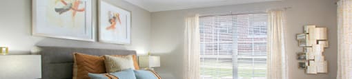 Luxury apartments with spacious bedrooms with walk-in closets at TurtleCreek apartments in West Des Moines, Iowa