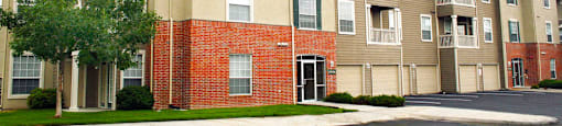 Apartments in southwest Omaha located next to Zorinsky Lake with West Papio Trail Access and attached garages at Breckenridge Apartments