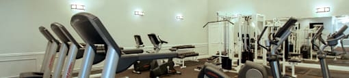 Luxury apartments with fitness center at Lenox Village Apartments in Lincoln, Nebraska