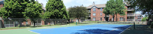 Tennis court at Tanglewood Apartments in central Lincoln, Nebraska