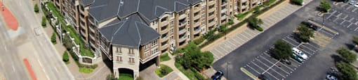 Luxury apartments next to the Galleria in Dallas with attached parking garage at Villa Piana Apartments in Dallas