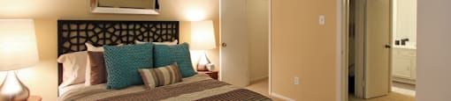 Gated apartment community close to the Galleria with spacious bedroom with walk-in closet and attached bathroom.
