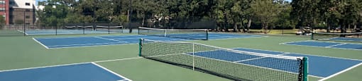 Tennis Courts at Woodlake Community Park near Woodlake Oaks Apartments, Houston Texas