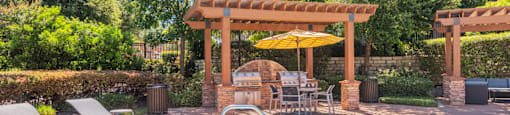Pool and outdoor lounge  at Parmer Place Apartments in Austin