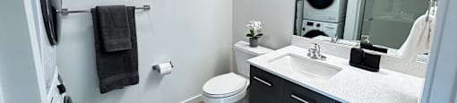 Bathroom area at DOCK 59 APARTMENTS, Oregon
