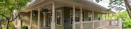 Exterior of the leasing office building at Forest Glen apartments in Austell, GA 30106, near South Cobb County and Douglasville.