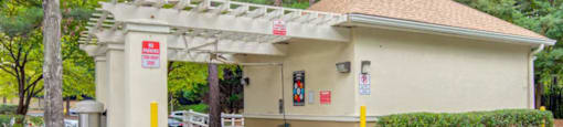 Convenient car wash area at Grande Club apartments in Duluth, GA 30096, near Lawrenceville.