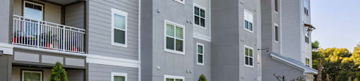 Summerset Apartments in Zephyrhills, FL photo of apartment buildings