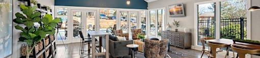 the preserve at ballantyne commons living room and dining room
