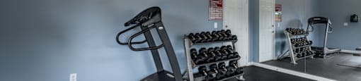 the preserve at ballantyne commons fitness room with treadmill and weights
